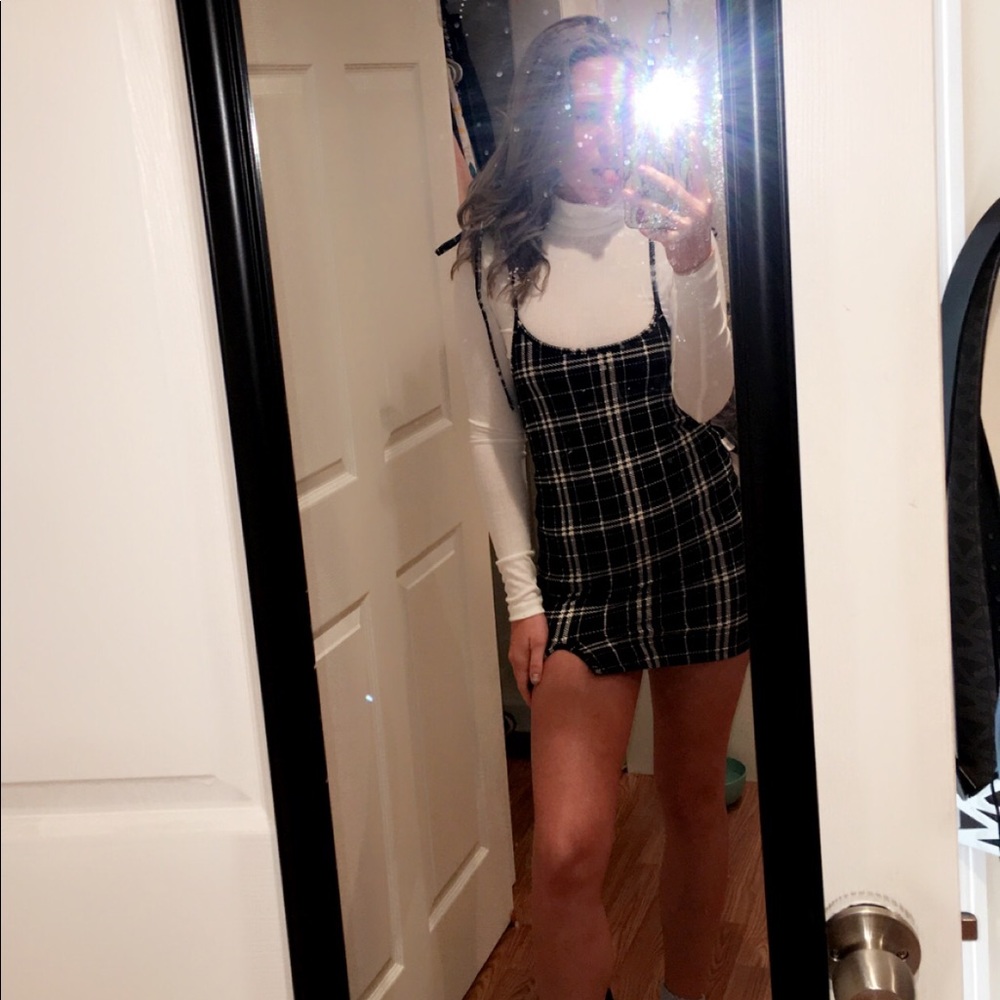 Knot shoulder split hem plaid overall dress